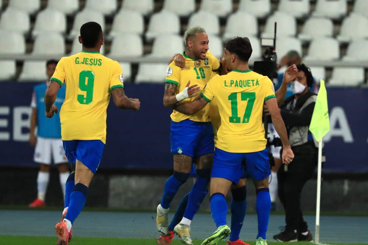 Brazil beats Chile to go to the Semi-finals at the Copa America