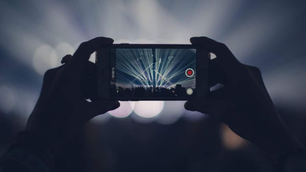 Apple surpasses Android to exceed 50% of US smartphone usage