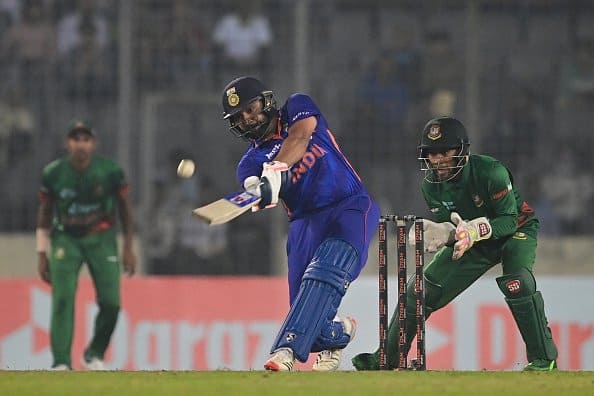 An injured Rohit Sharma smashes a 51 off 27, but India ends on the losing side